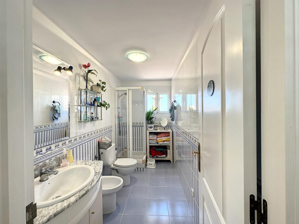 Cumbre del Sol villa with private pool close to all amenities 31