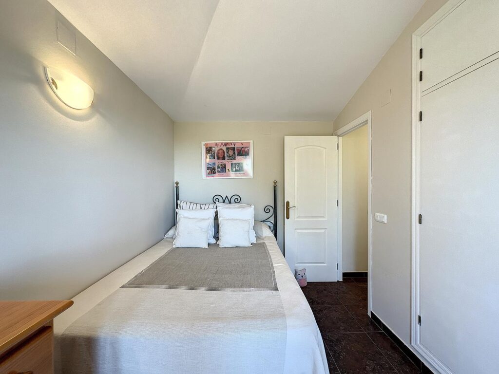 Cumbre del Sol villa with private pool close to all amenities 40