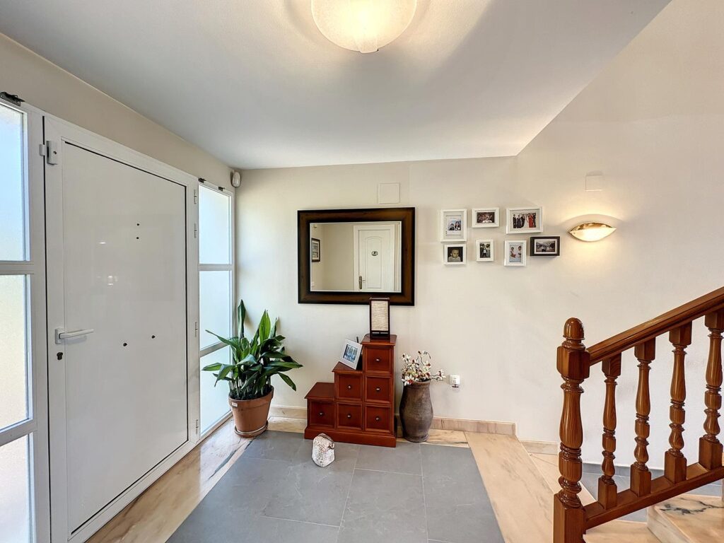 Cumbre del Sol villa with private pool close to all amenities 63